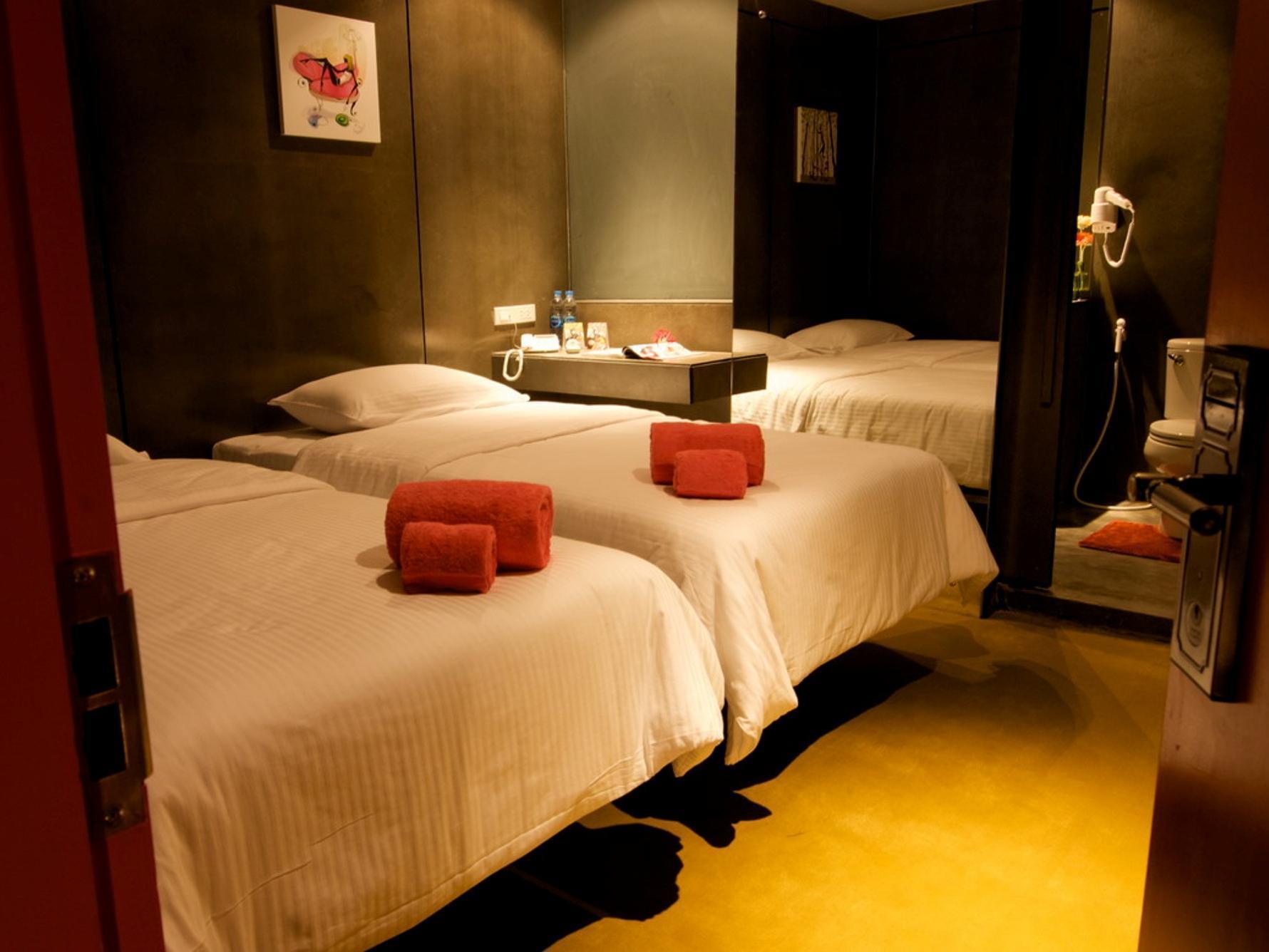 Justbeds Hotel Bangkok Luaran gambar